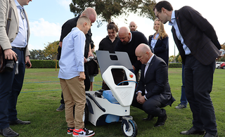 PRIME MINISTER ENGAGES WITH FLEET LINE MARKERS INNOVATION